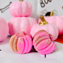 Load image into Gallery viewer, Autumnal Wax Melt Pumpkins (Multiple Scents Available)
