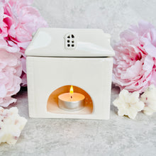 Load image into Gallery viewer, White House Wax Burner