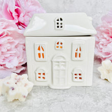 Load image into Gallery viewer, White House Wax Burner