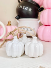 Load image into Gallery viewer, Hanging Ceramic Pumpkin
