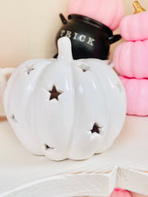 Load image into Gallery viewer, Ceramic Pumpkin T-Light Holder
