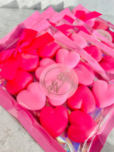 Load image into Gallery viewer, Rhubarb Gin Heart Mini Melts
